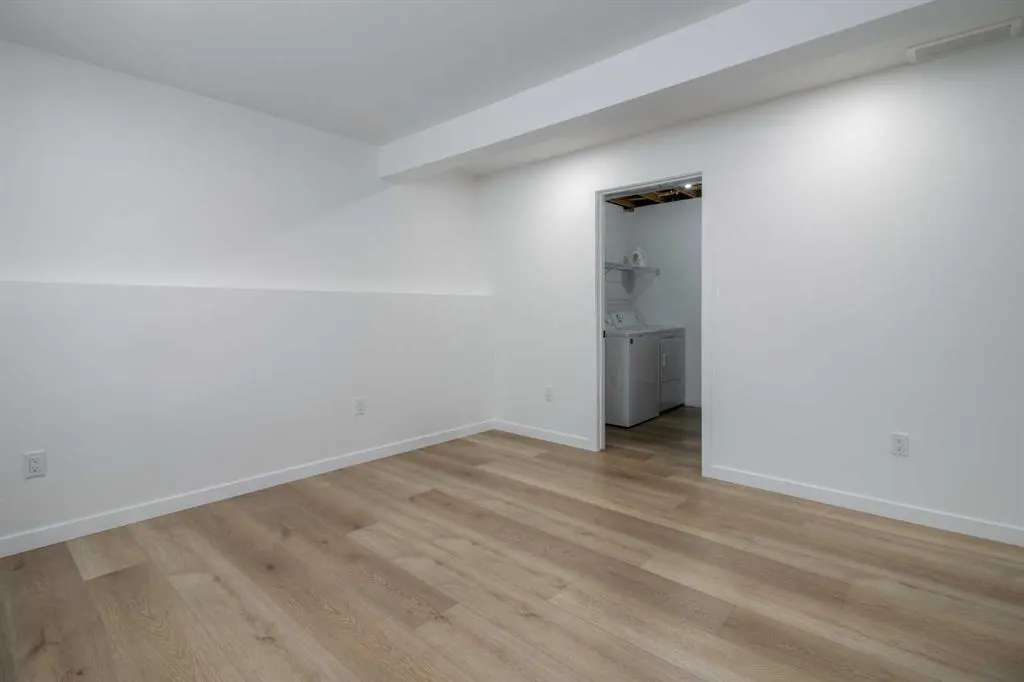 23 Trent Road W