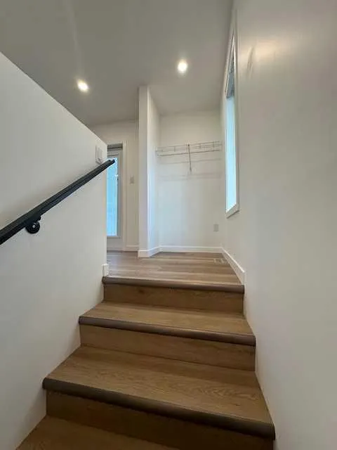 23 Trent Road W