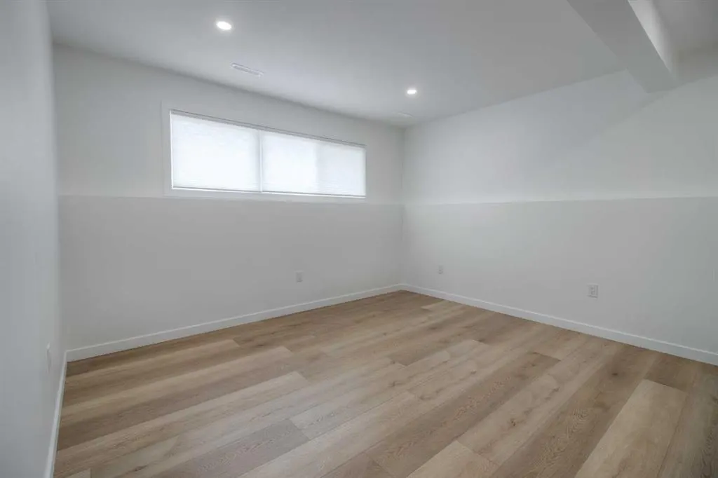 23 Trent Road W