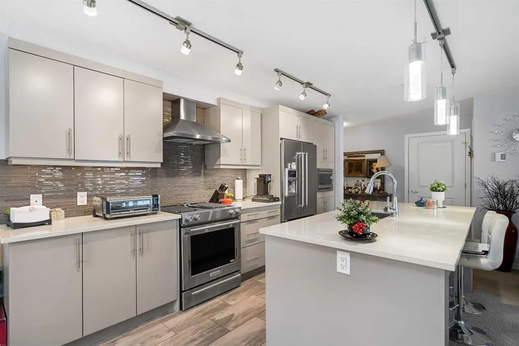 402 Kincora Glen Road NW, #1107