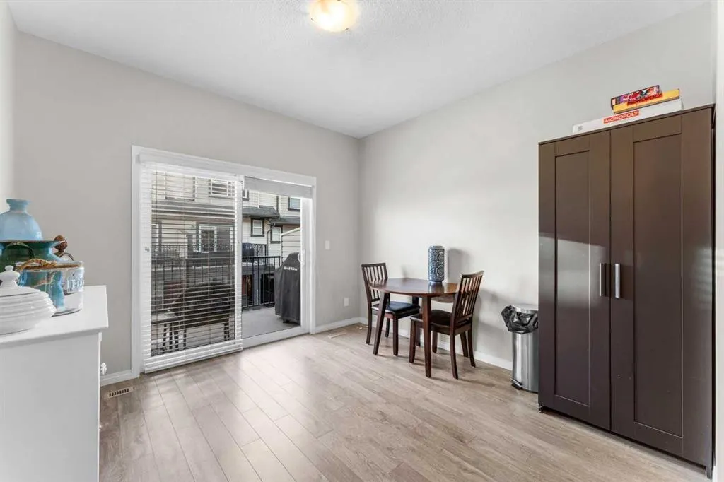 280 williamstown Close NW, #1506