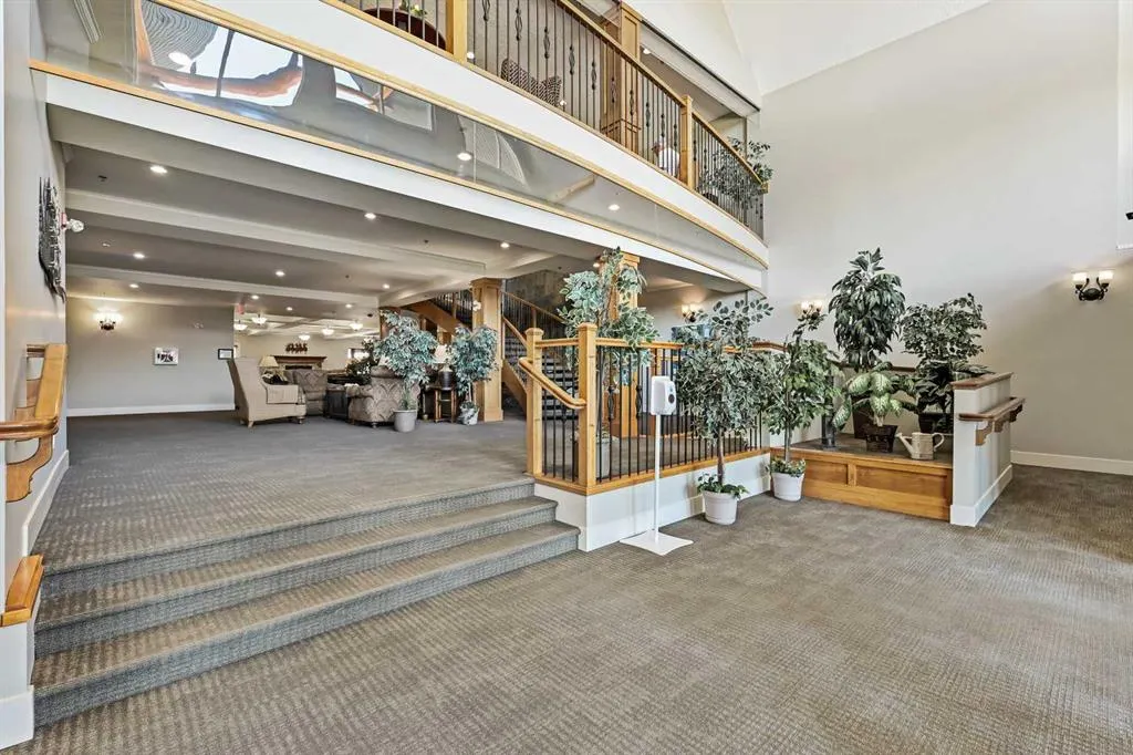 77 George Fox Trail, #107