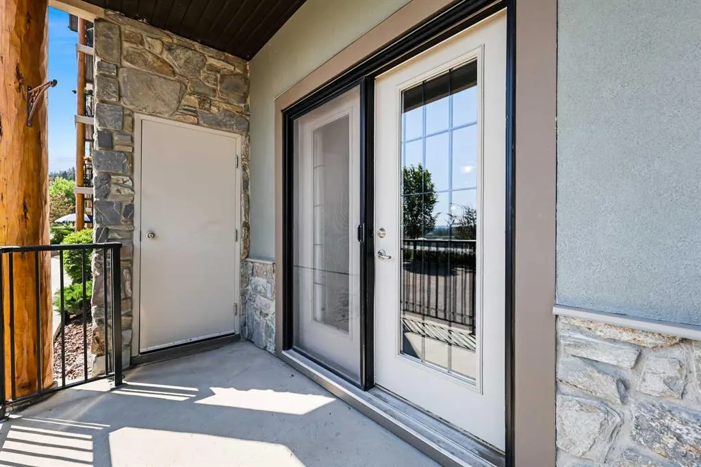 77 George Fox Trail, #107