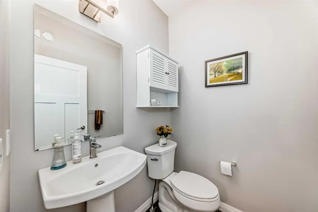 119 Legacy Glen Park SE