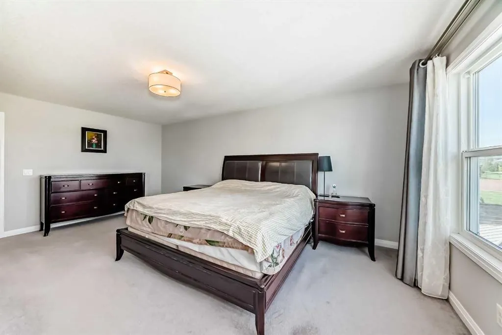 119 Legacy Glen Park SE