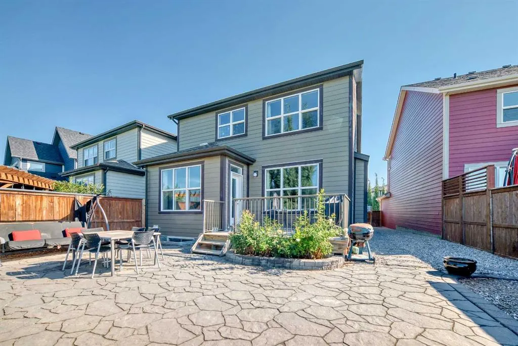 119 Legacy Glen Park SE