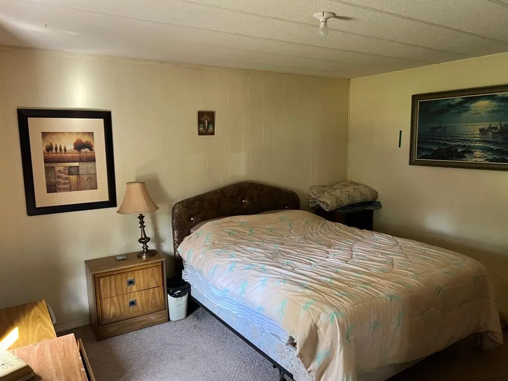 49221 Secondary Highway 623