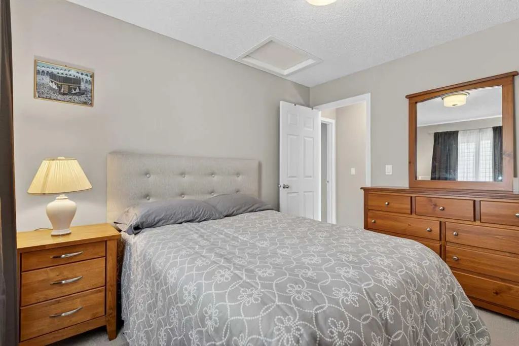 2075 Brightoncrest Common SE