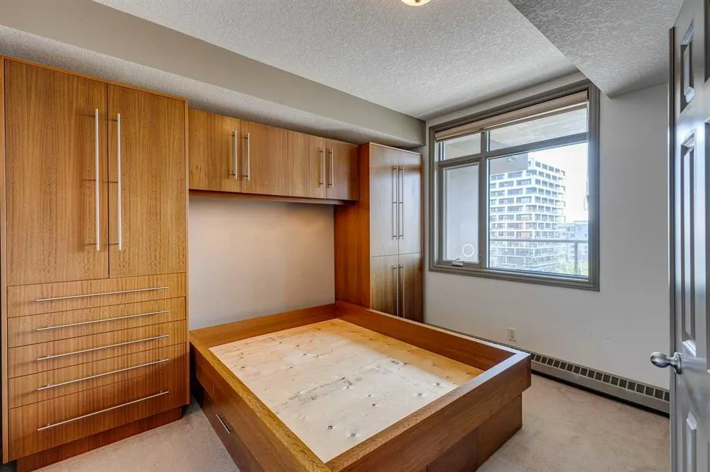 990 Centre Avenue NE, #512