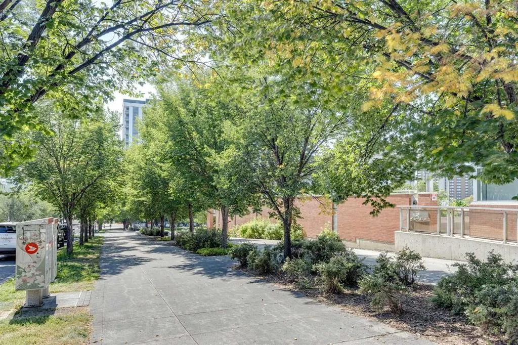 990 Centre Avenue NE, #512