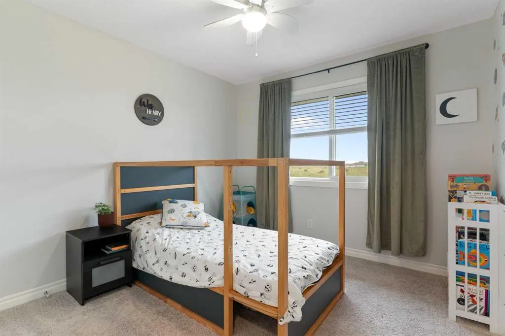 454 River Heights Crescent