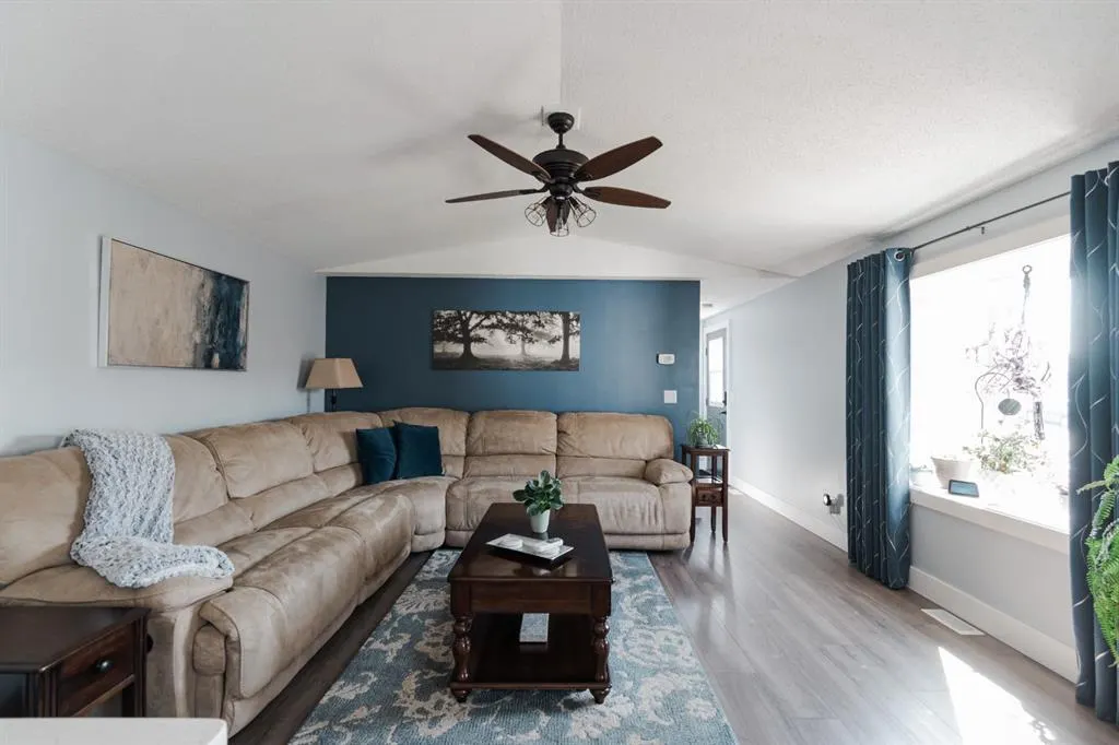253 Grenfell Crescent