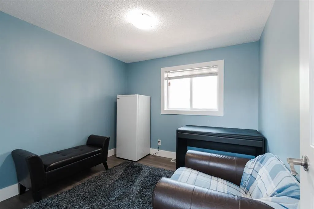 253 Grenfell Crescent