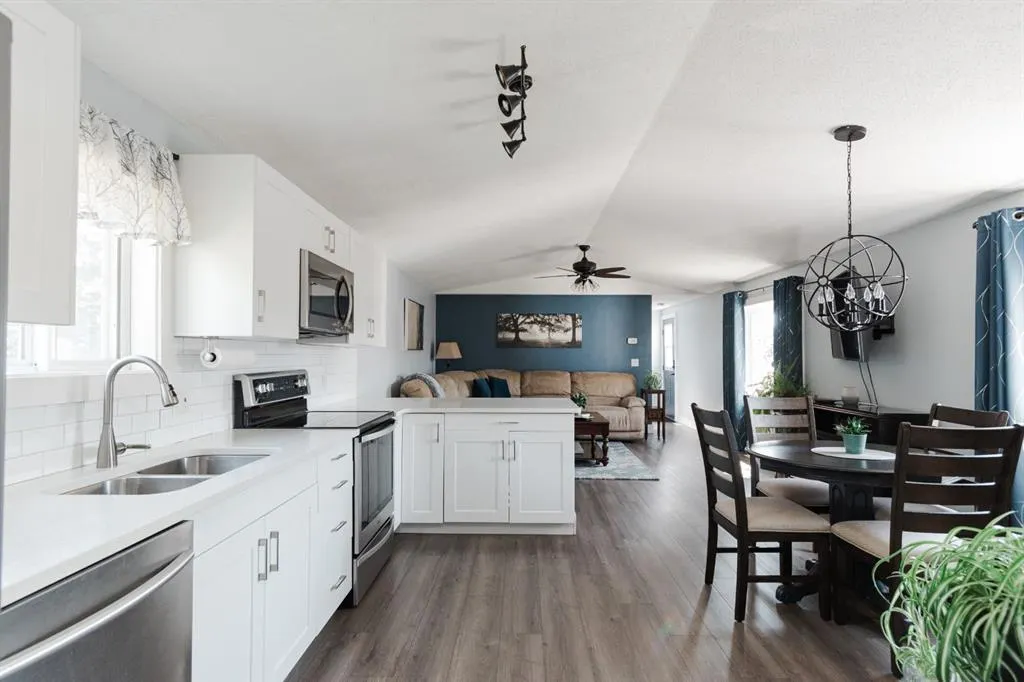 253 Grenfell Crescent