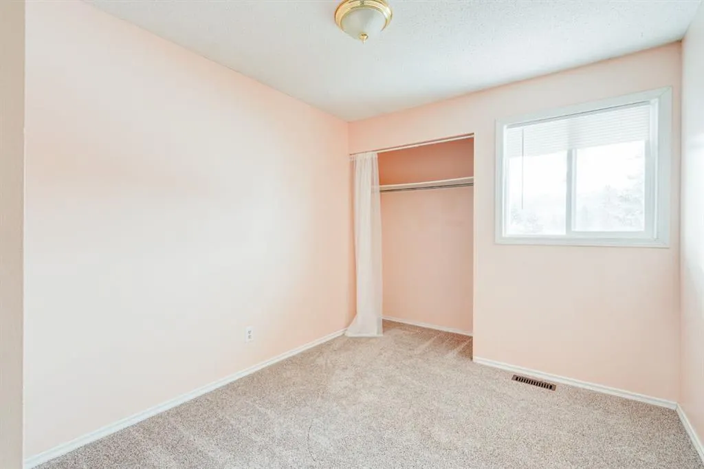8112 36 Avenue NW, #19