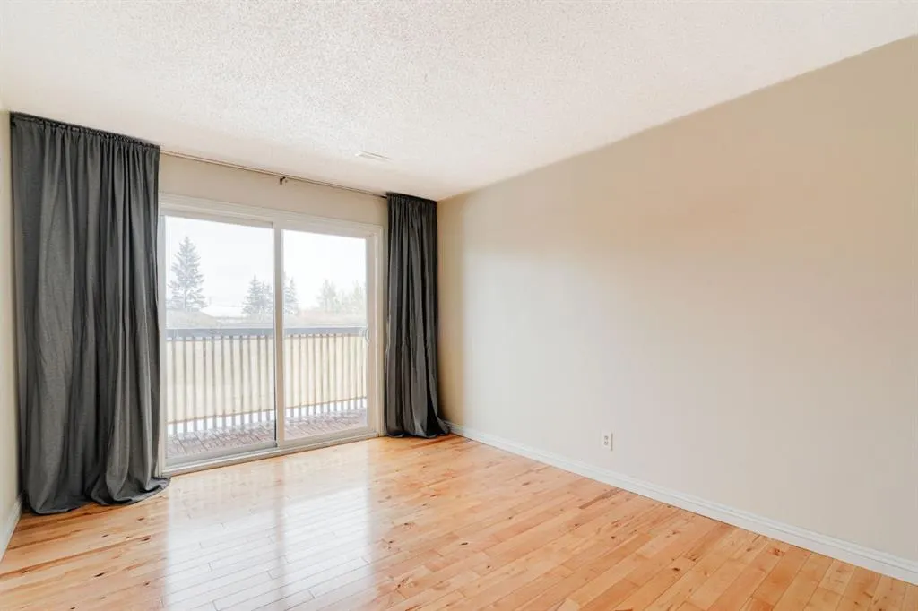 8112 36 Avenue NW, #19
