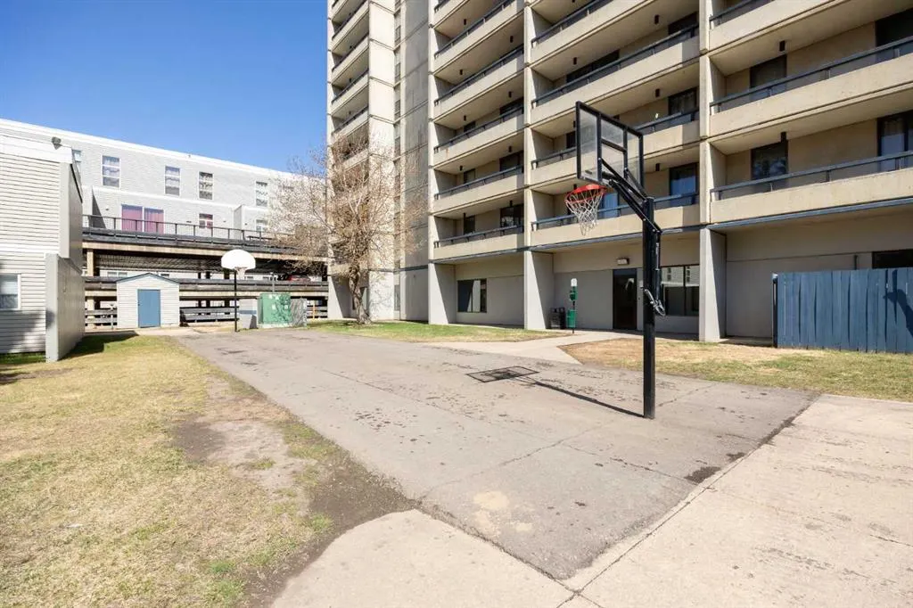 13221 Macdonald Drive, #1006