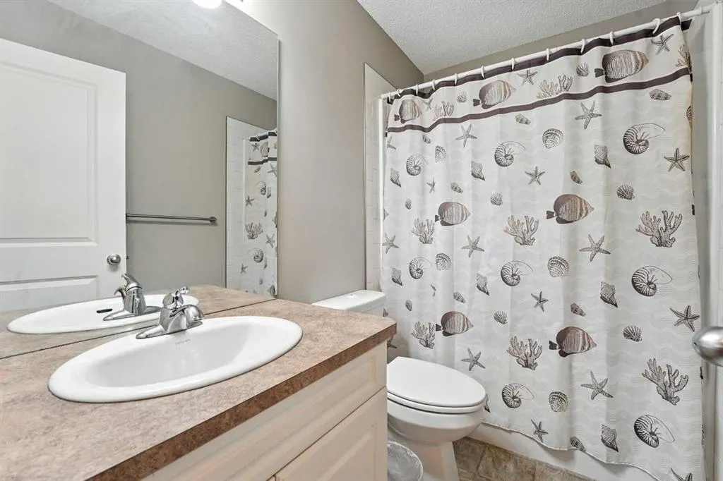 220 Legacy Crescent SE