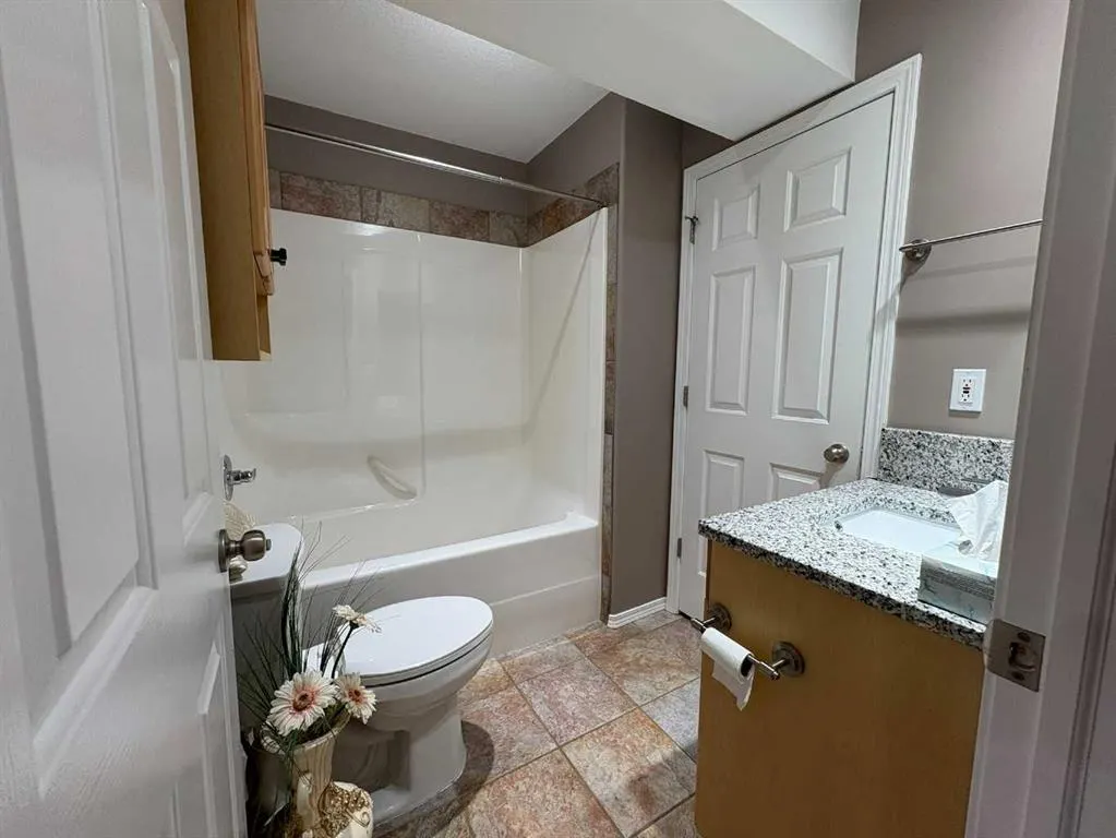 410 Canyon Boulevard W, #B