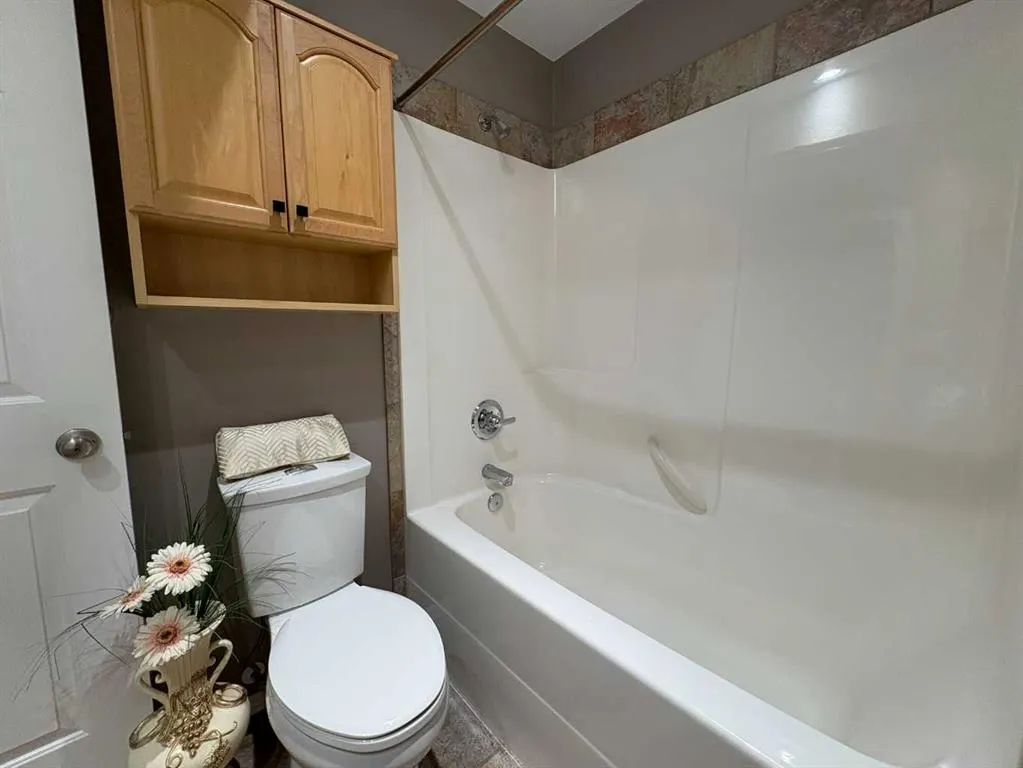 410 Canyon Boulevard W, #B