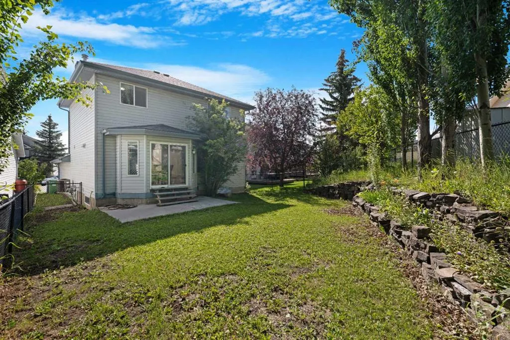 263 Citadel Meadow Grove NW