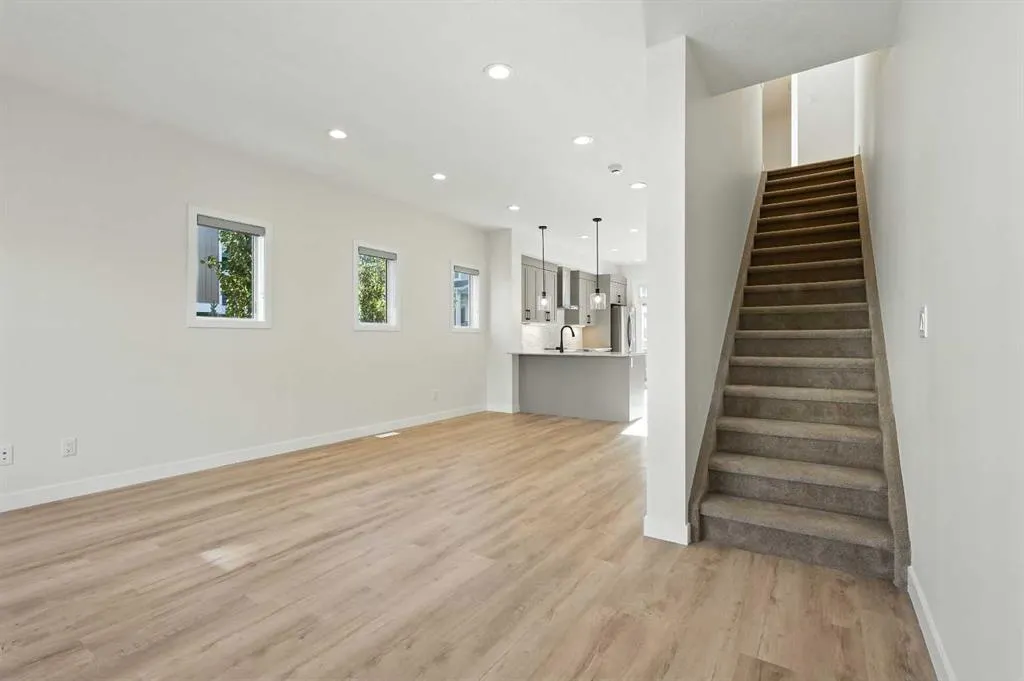 355 Nolancrest Heights NW, #1401