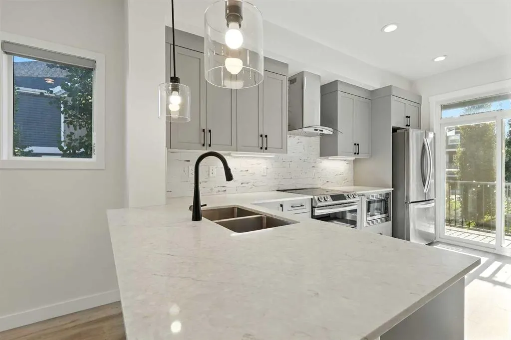 355 Nolancrest Heights NW, #1401