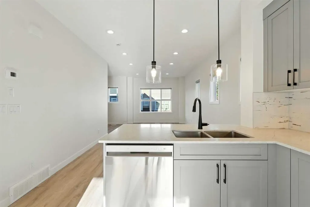 355 Nolancrest Heights NW, #1401