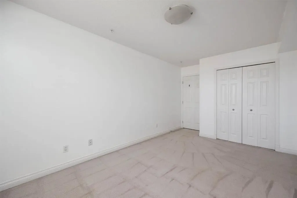 253 Gregoire Drive, #207