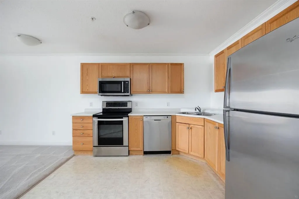 253 Gregoire Drive, #207
