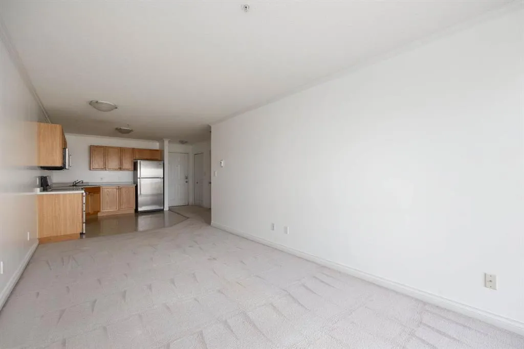 253 Gregoire Drive, #207