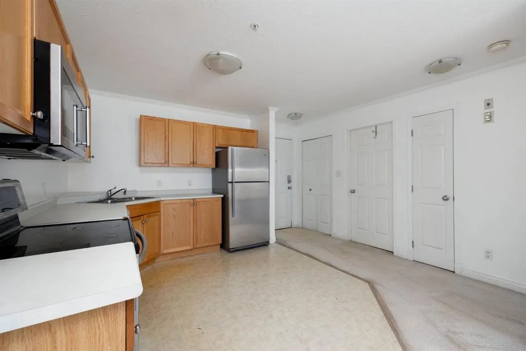 253 Gregoire Drive, #207