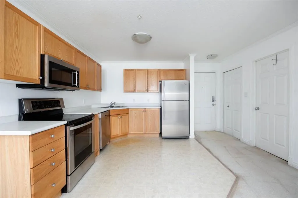 253 Gregoire Drive, #207