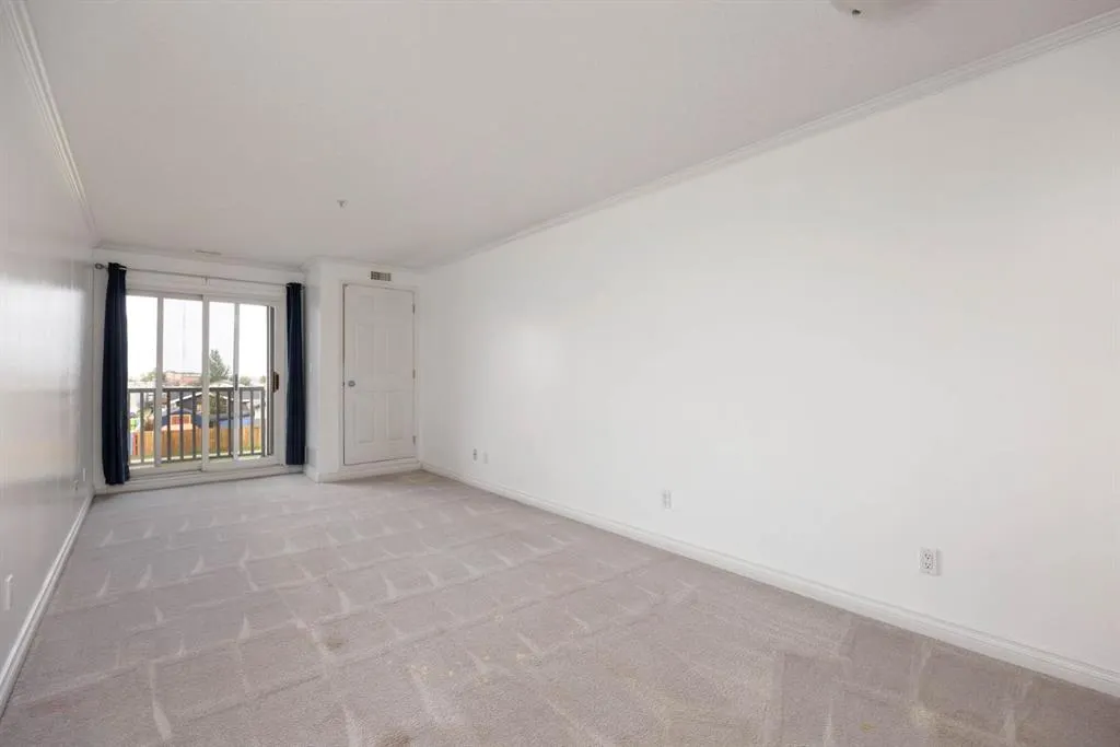 253 Gregoire Drive, #207