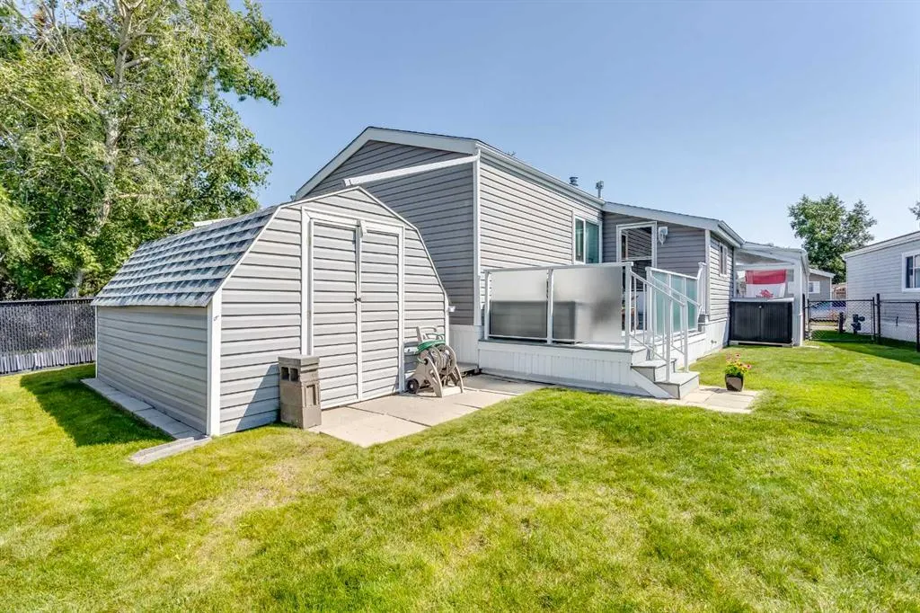 99 Arbour Lake Road NW, #264