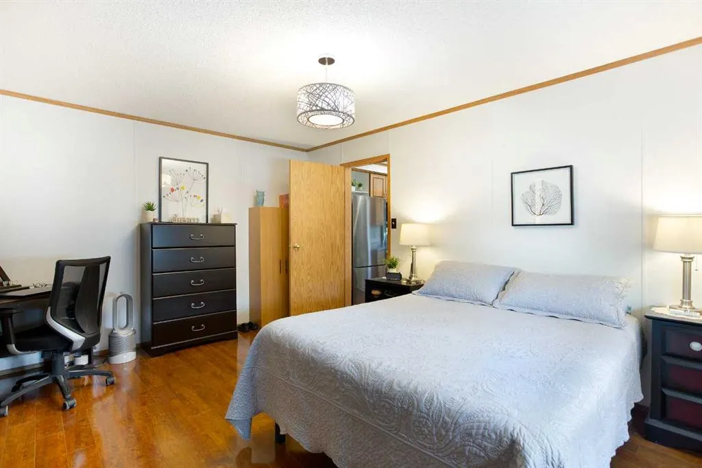 99 Arbour Lake Road NW, #264