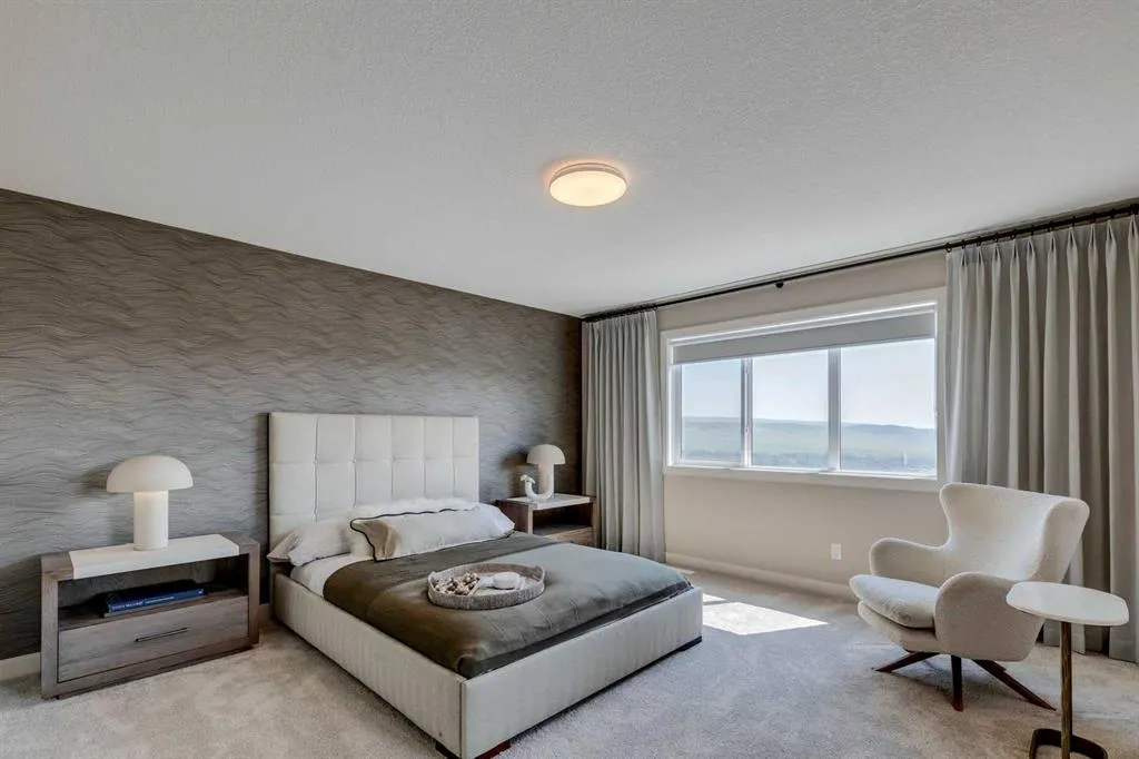 111 sundown Crescent