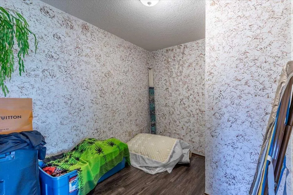 271022 Twp Rd 480, ##214