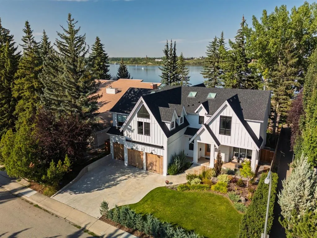2004 Bay Shore Road SW