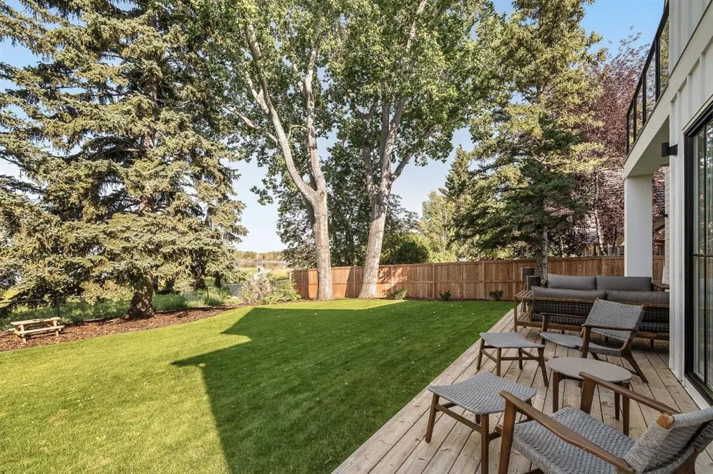 2004 Bay Shore Road SW