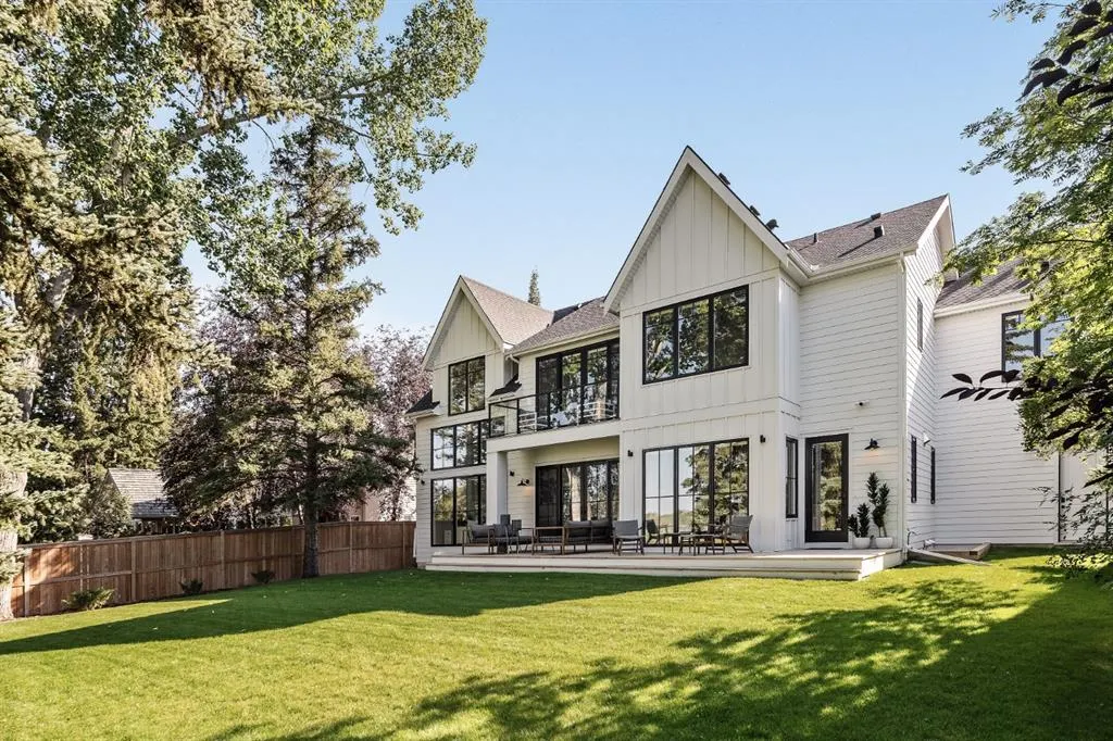 2004 Bay Shore Road SW