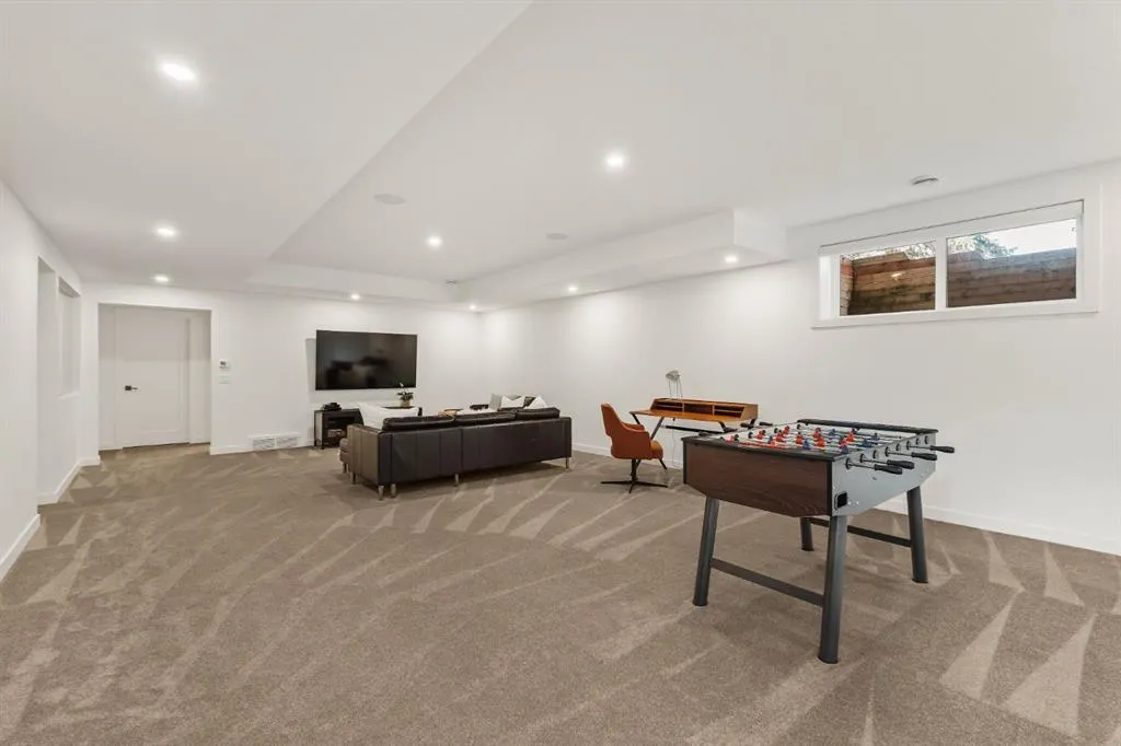 2004 Bay Shore Road SW