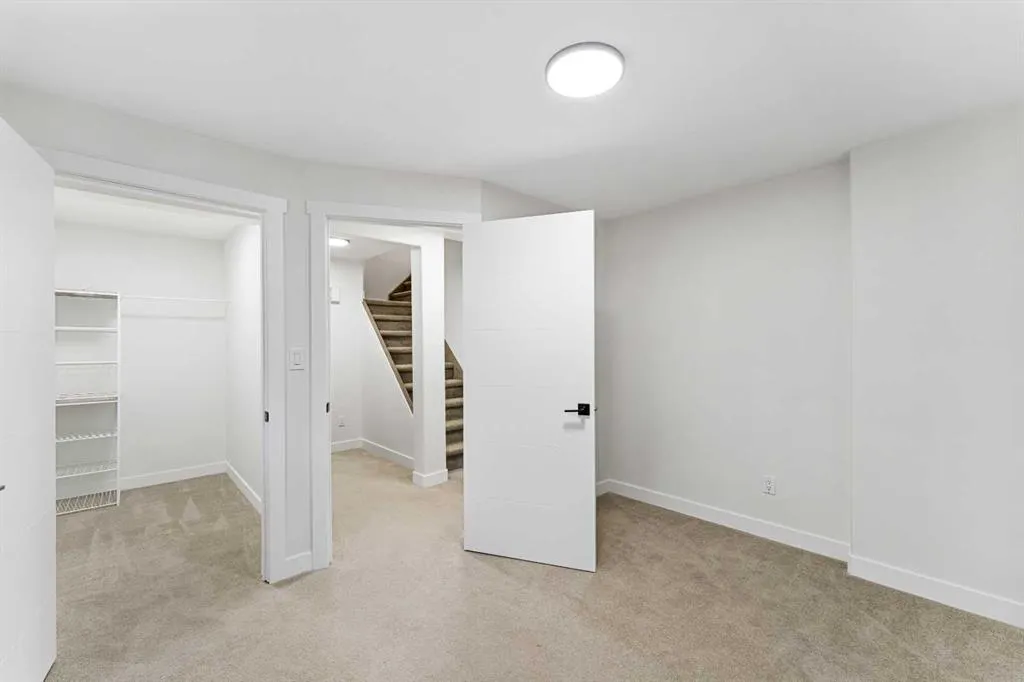 395 Millrise Drive SW
