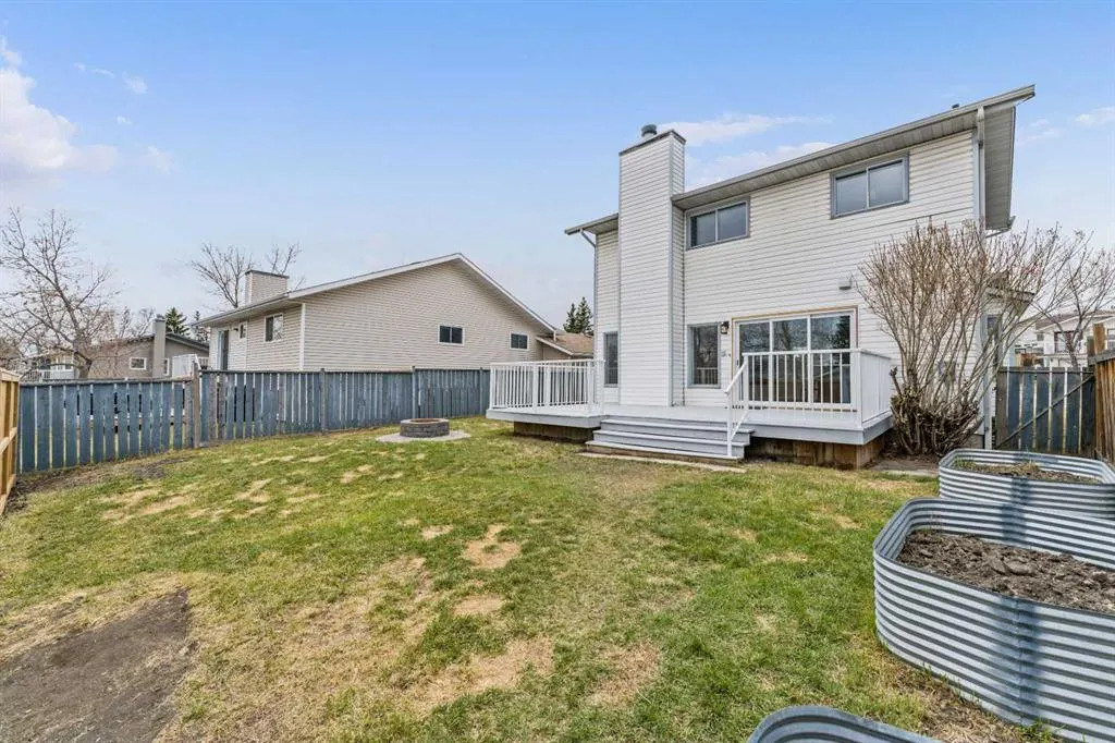 395 Millrise Drive SW