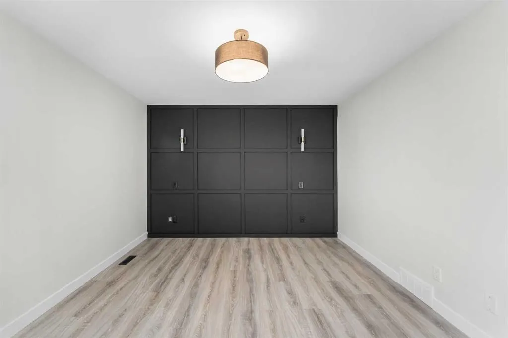 395 Millrise Drive SW