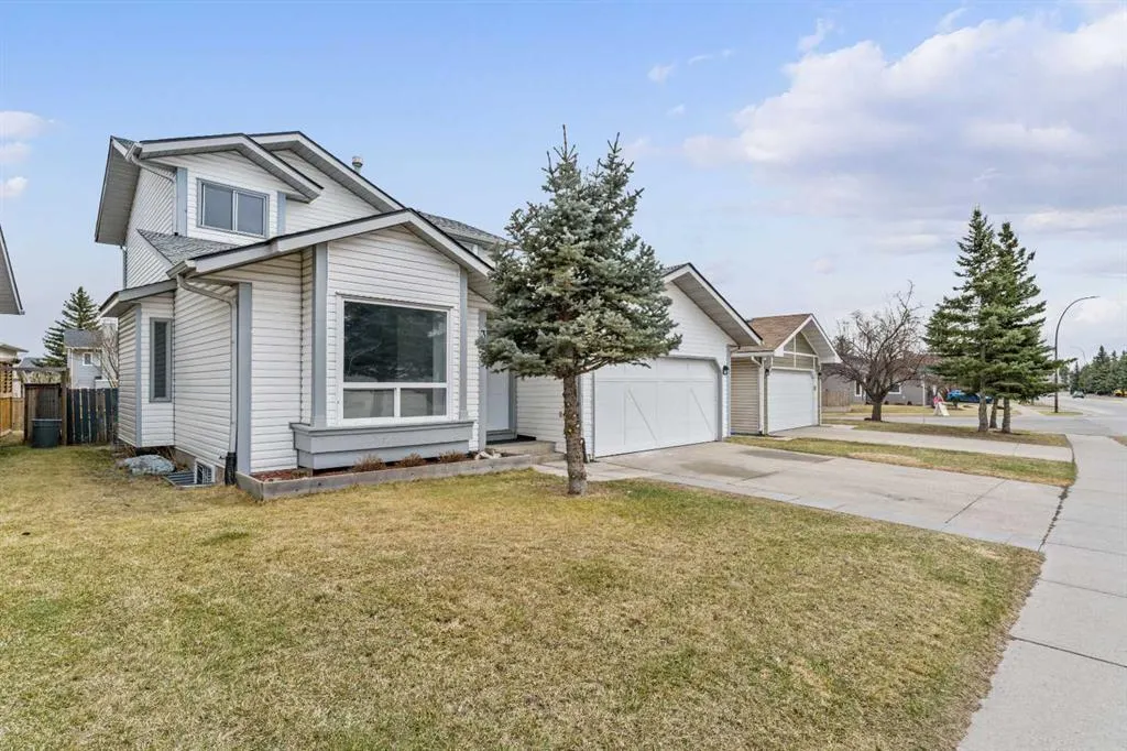 395 Millrise Drive SW