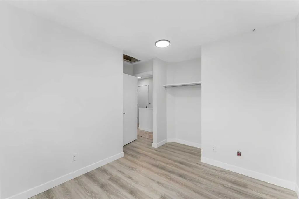 395 Millrise Drive SW