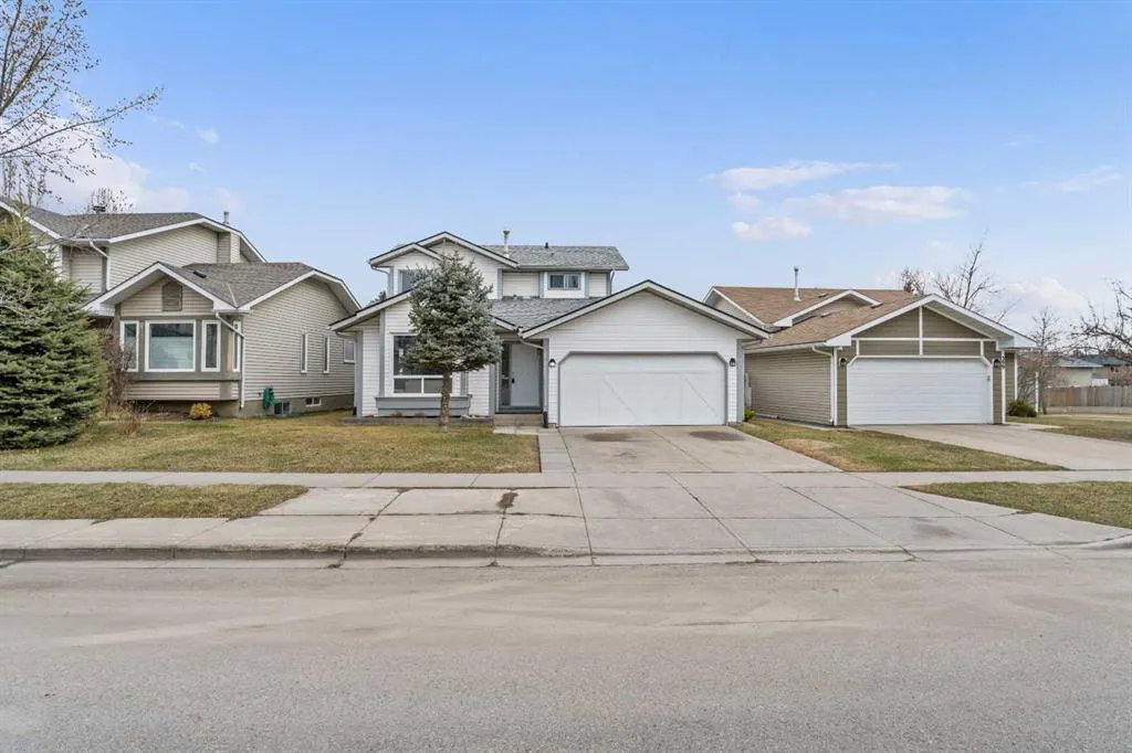 395 Millrise Drive SW