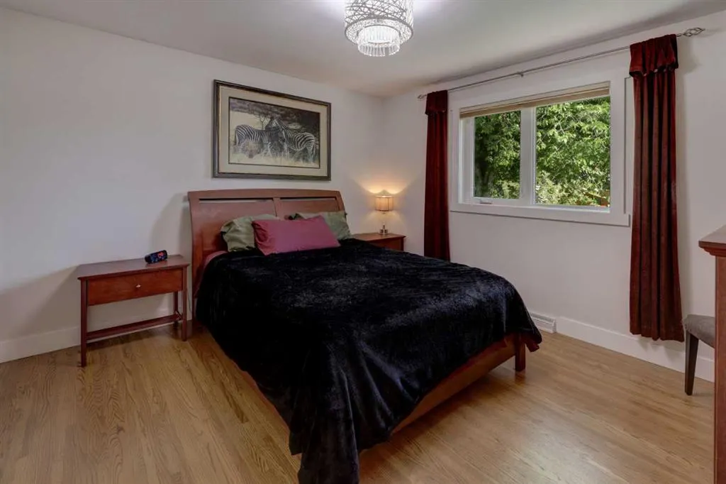 51 Rosewood Road NW