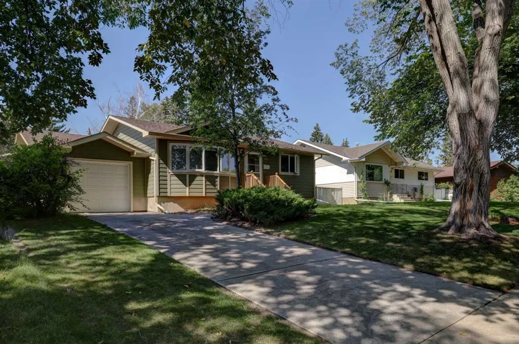 51 Rosewood Road NW